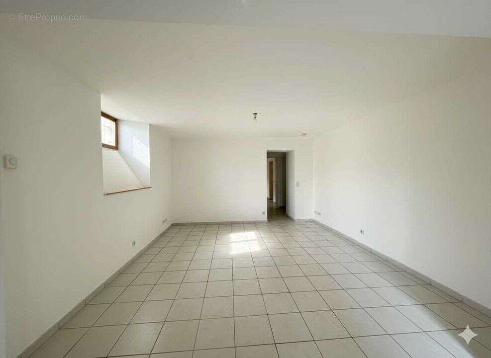 Appartement à AIX-LES-BAINS