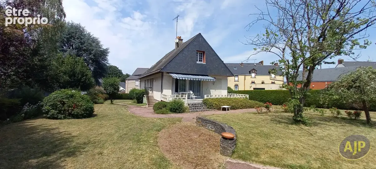 Chateaubriant : proche centre : maison 166m² - 5 chb + 1 bureau - photo 3