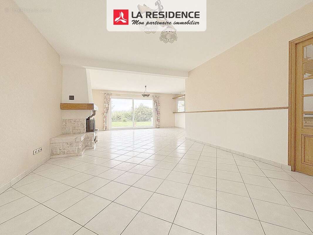 Maison à BONNIERES-SUR-SEINE