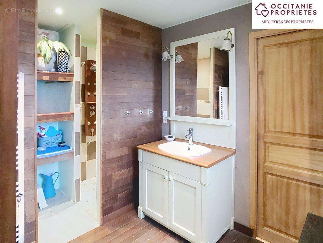 Maison à LA POMAREDE