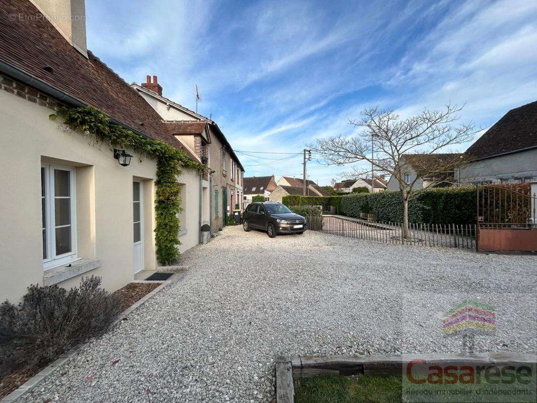 Maison à CEPOY