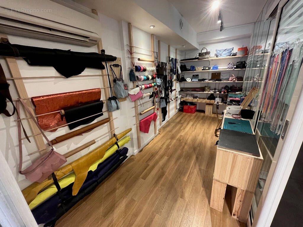 Commerce à MONTESSON