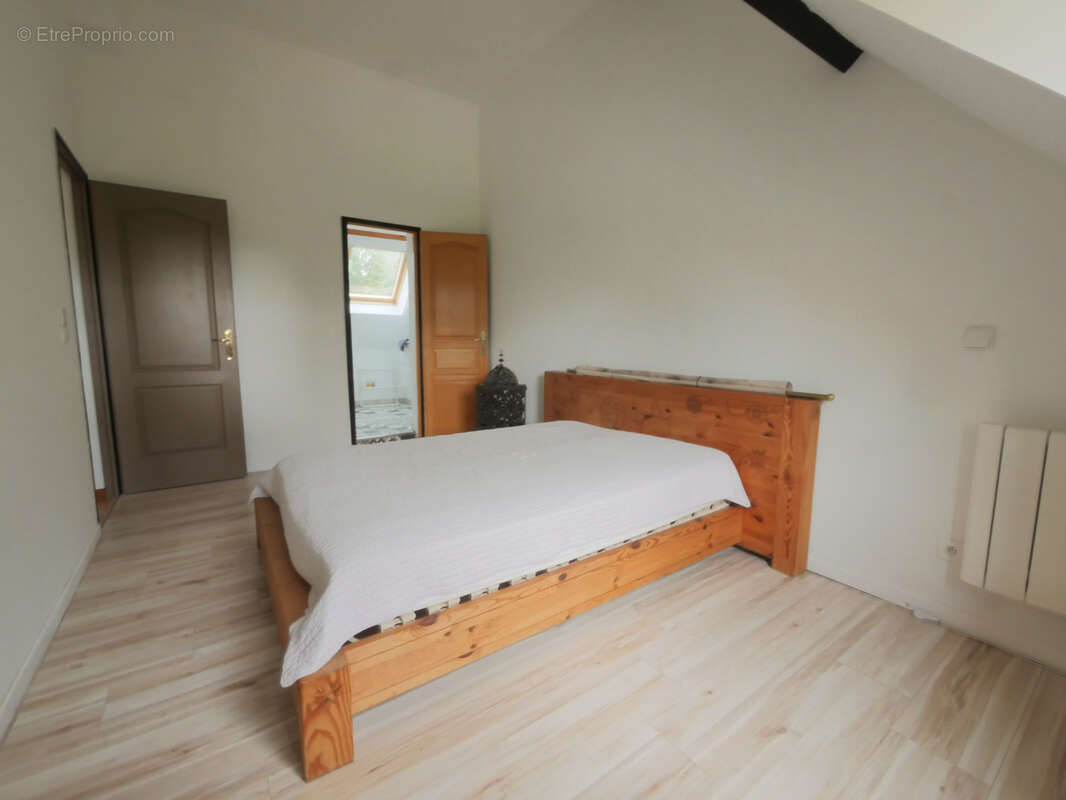 Maison à BERCHERES-SUR-VESGRE