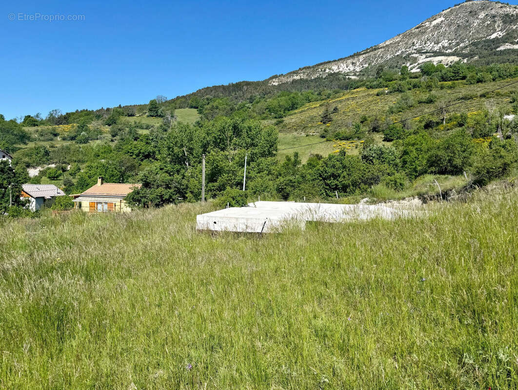 Terrain à THORAME-HAUTE