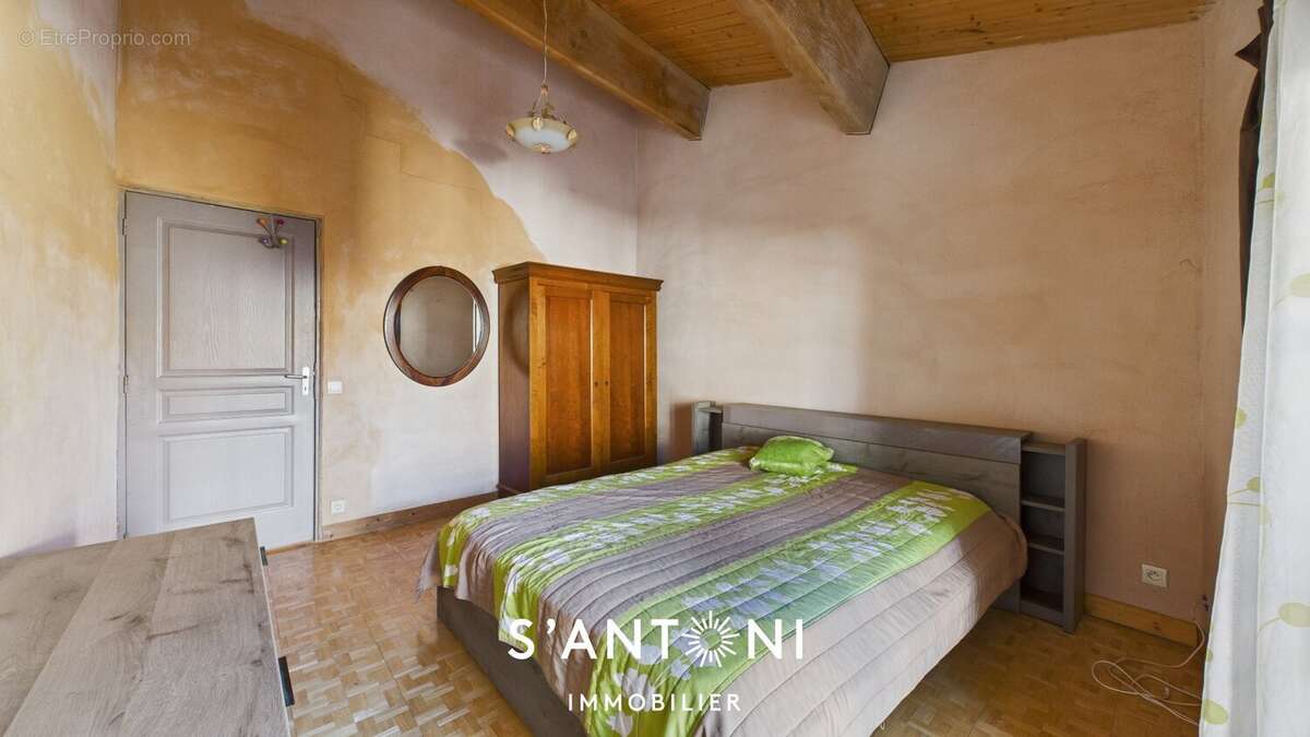 Maison à NISSAN-LEZ-ENSERUNE