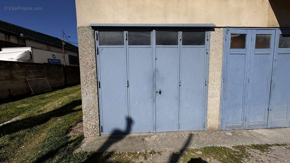 Parking à AVIGNON