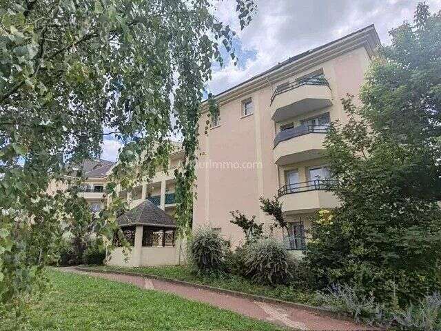 Appartement à VILLENEUVE-SAINT-GEORGES