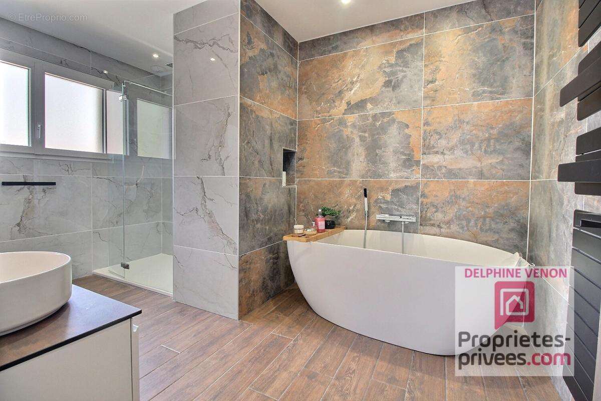 Exclusivité - Maison  contemporaine  classe énergie A avec de belles prestations à Chateauneuf Sur Loire - photo 16