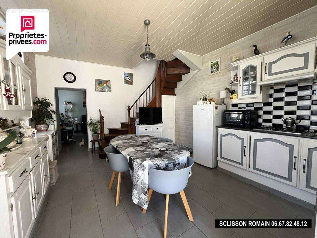 Ensemble immobilier - Lorignac 17240 - dépendances - garage camping car - photo 4