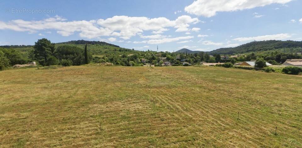 Terrain à BEDARIEUX