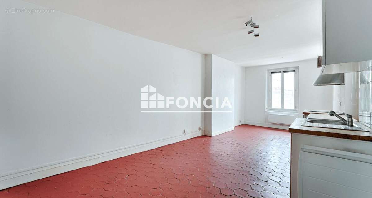 Appartement à ISSY-LES-MOULINEAUX