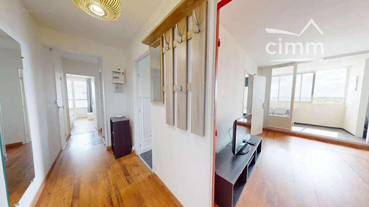 Appartement T5 avec garage et cave - photo 2