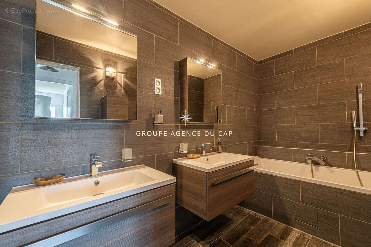 Appartement à SAINT-RAPHAEL