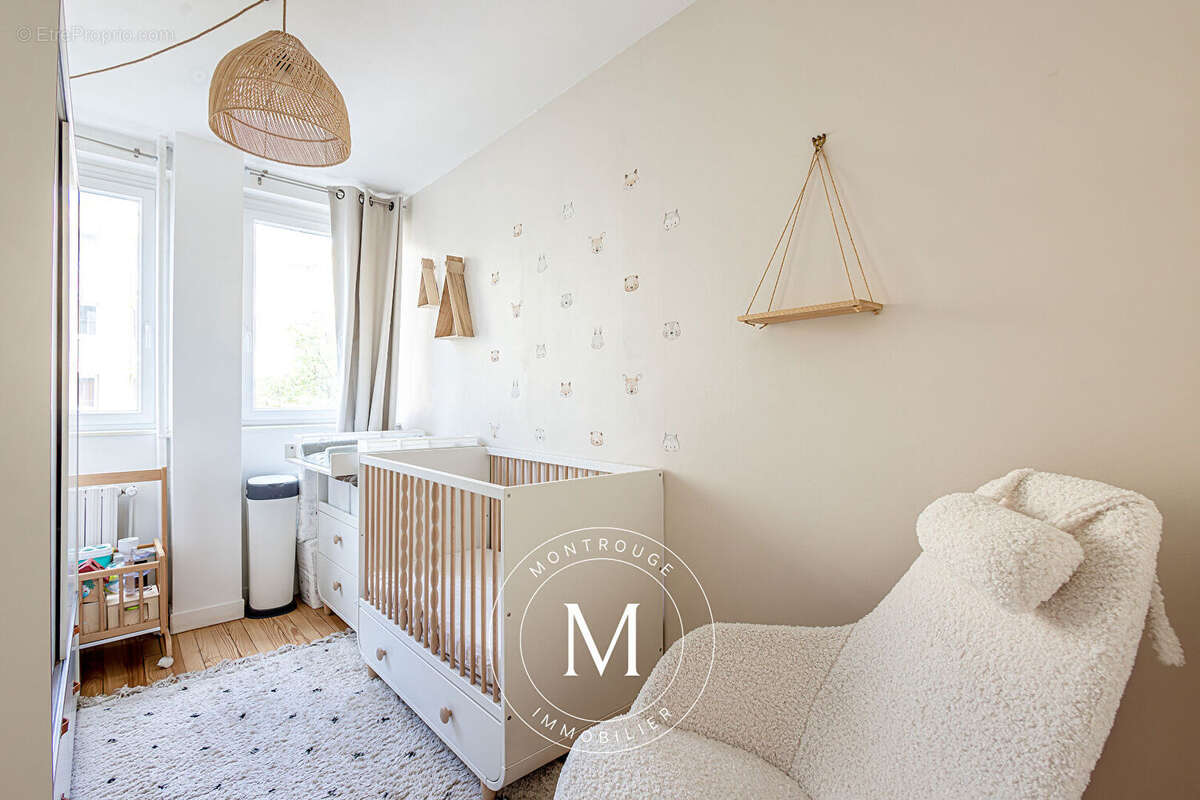 Appartement à MONTROUGE