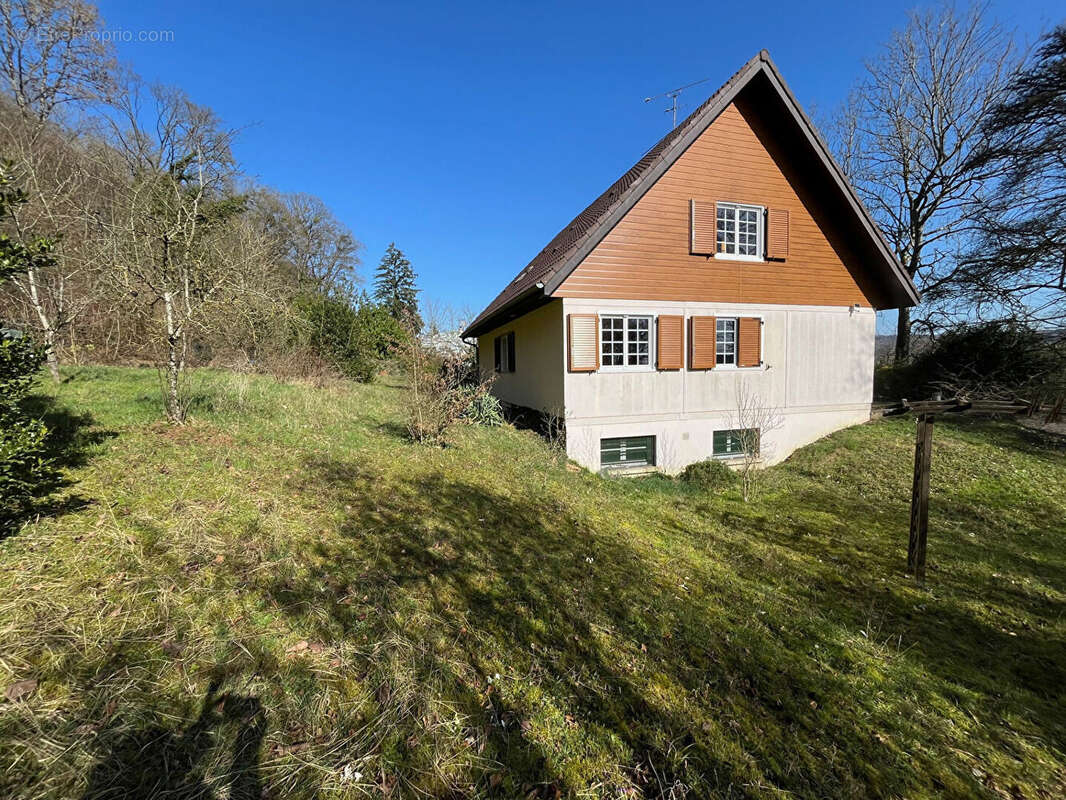 Maison à MARBACHE