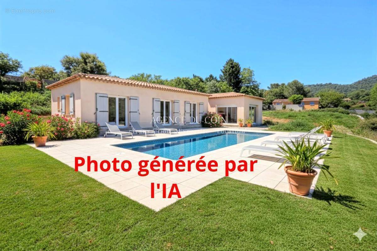 Maison à VILLECROZE