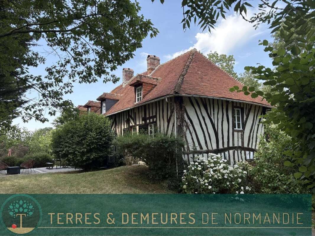 Pays d'AUGE DU CALVADOS, au sud de LISIEUX, belle maison normande en colombages - photo 2