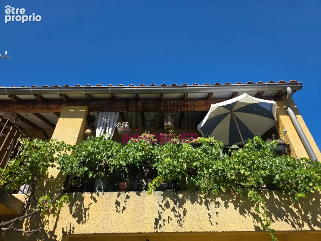 Photo Appartement à Velleron au prix de 239 625€