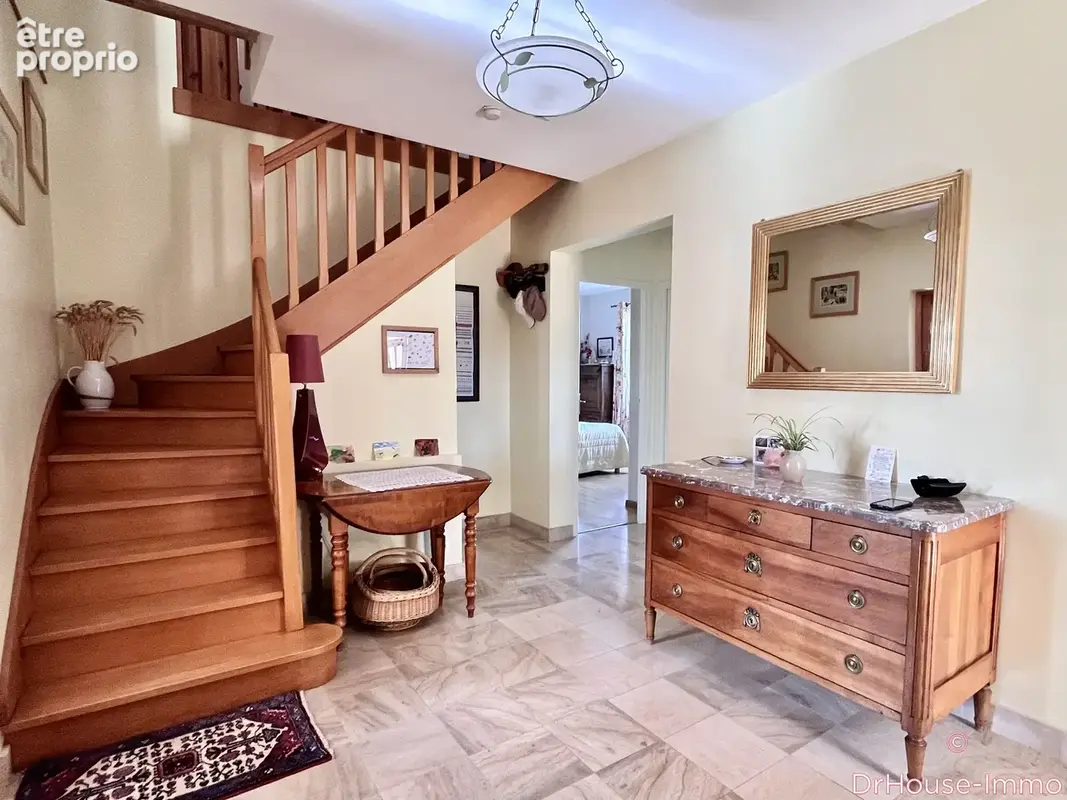 Maison 7 pièces 163 m² à vendre à Sainte-Maure (10150) - photo 2