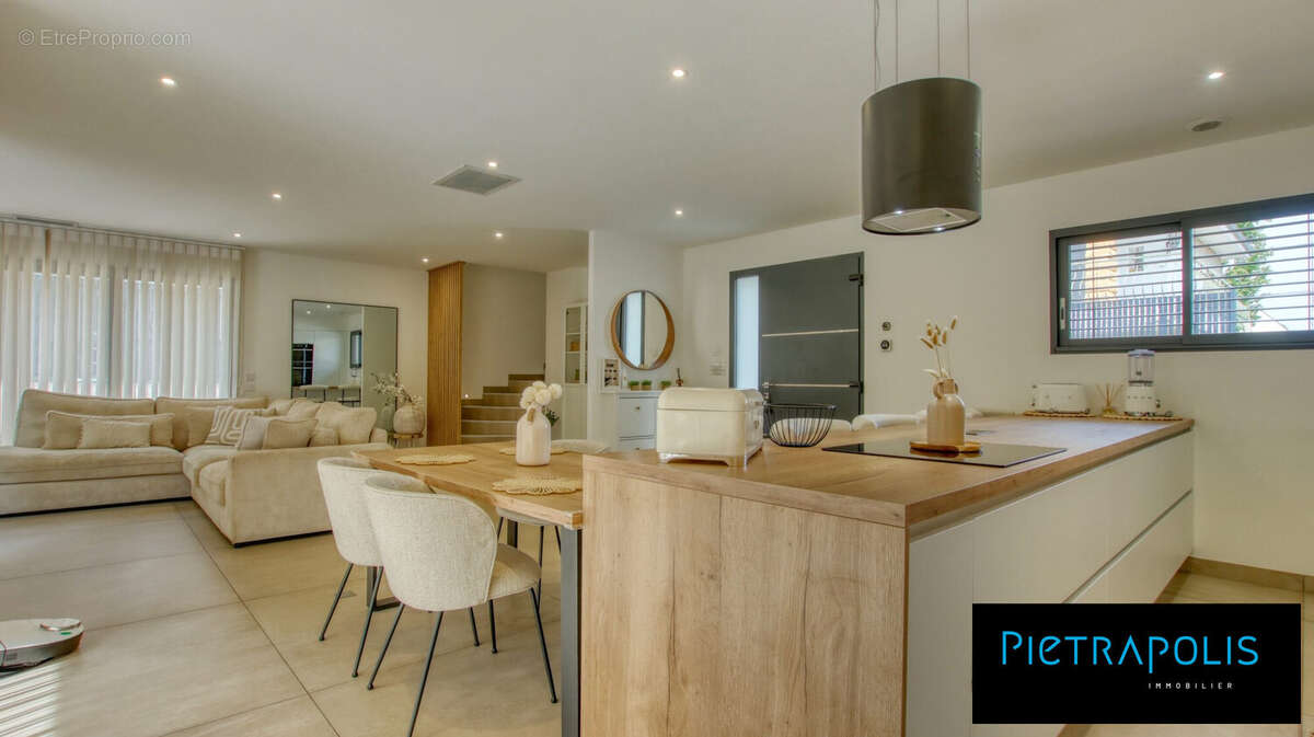 Maison 120 m² à Grigny  - photo 3