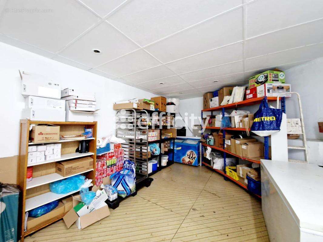 Commerce à PARIS-18E