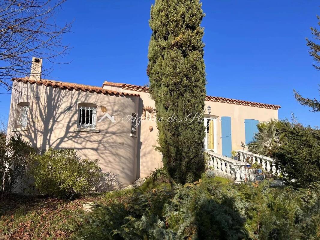 Maison à MESCHERS-SUR-GIRONDE