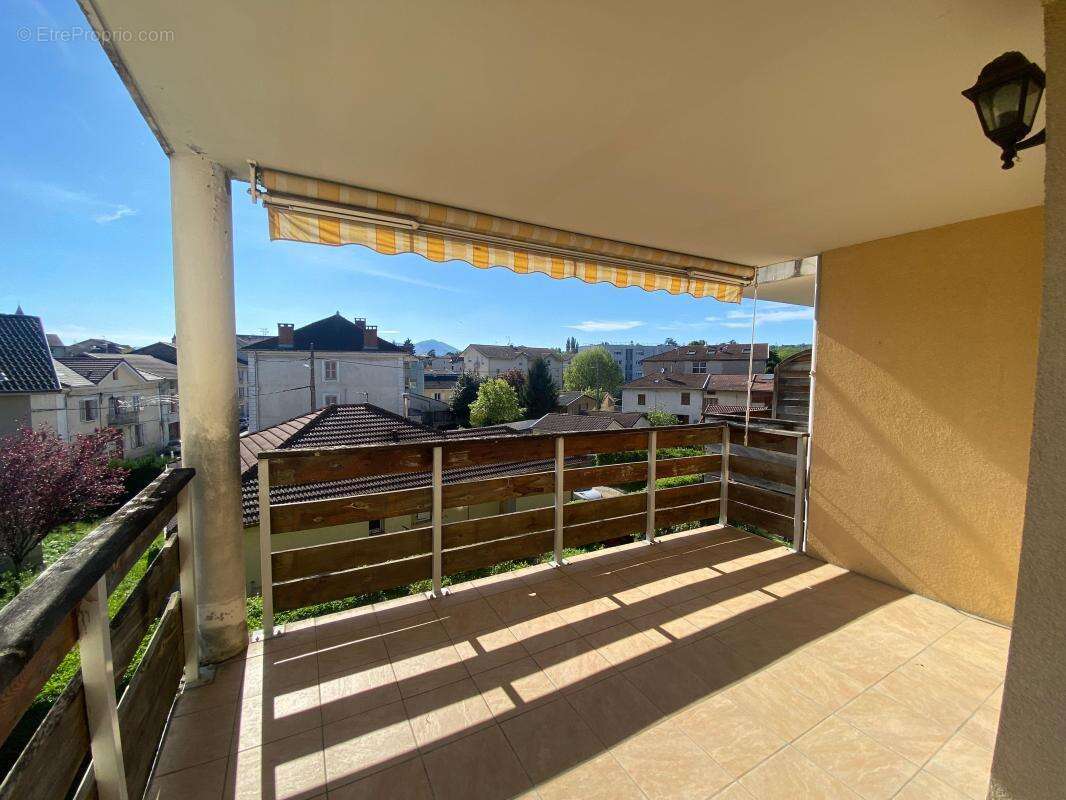 Appartement à MOIRANS
