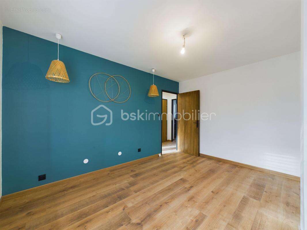 Maison à COURCELLES-CHAUSSY