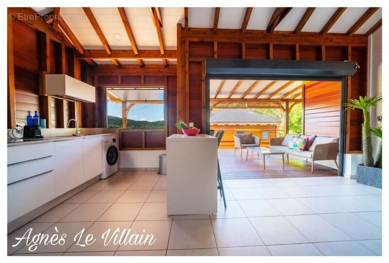 Maison à SAINTE-ROSE