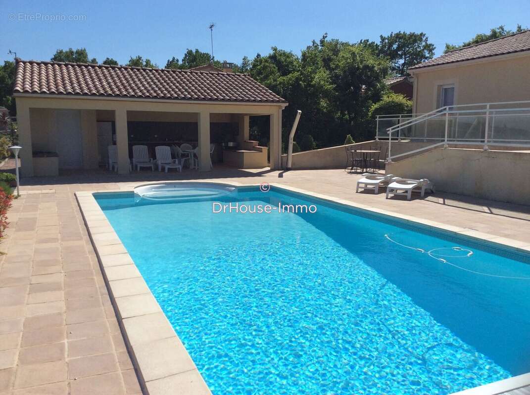 Maison 200 m² à Saint-Paul-De-Loubressac  - photo 12