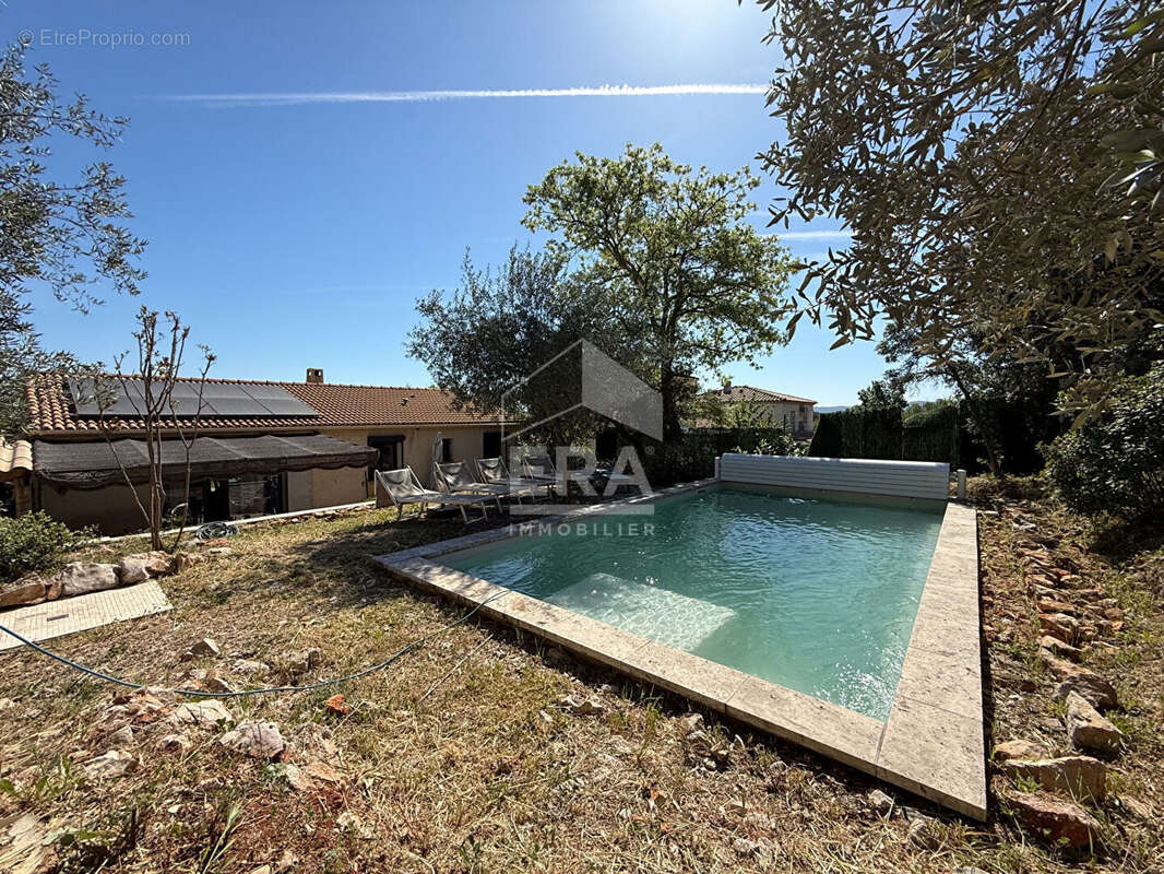 Maison à SAINT-MAXIMIN-LA-SAINTE-BAUME