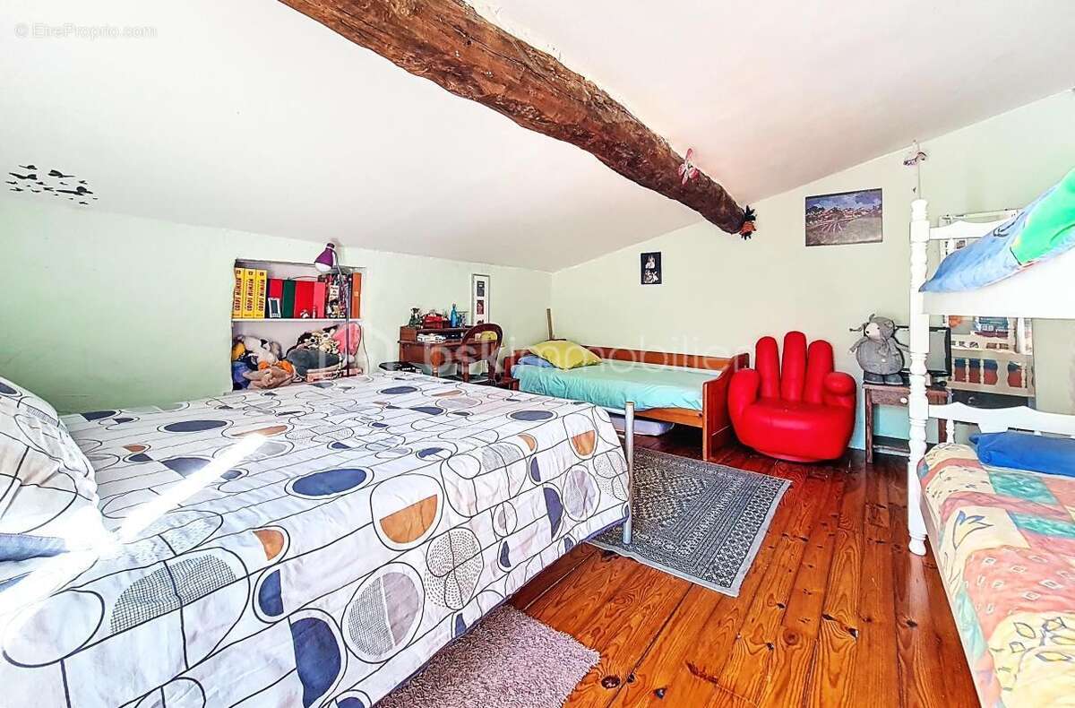 Maison de village avec terrasse, 4 chambres, garage, cave - photo 5