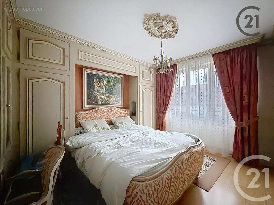 Maison à SAINTE-SAVINE