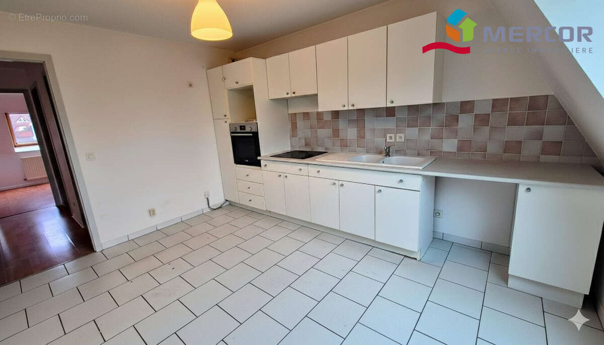 Cusine  - Appartement à WOLFISHEIM