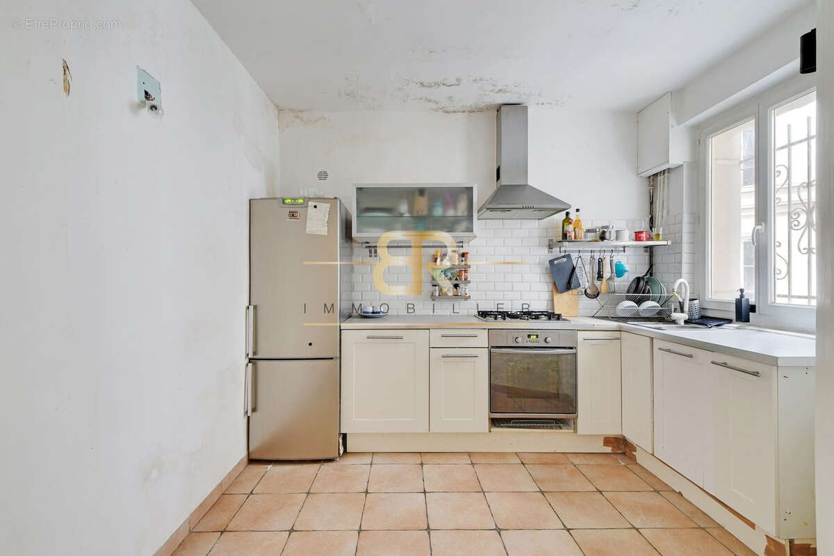 Appartement à PARIS-10E