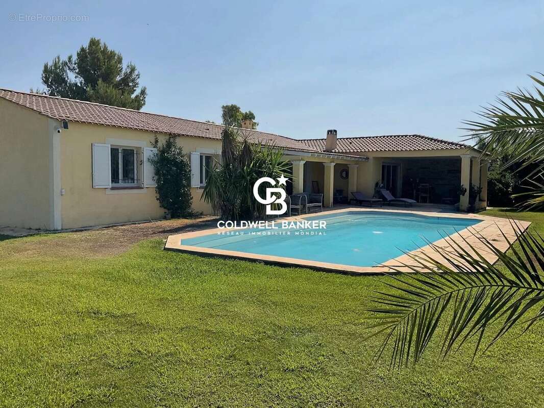 Villa provençale avec piscine et garage 83210 Solliès- Pont - photo 2