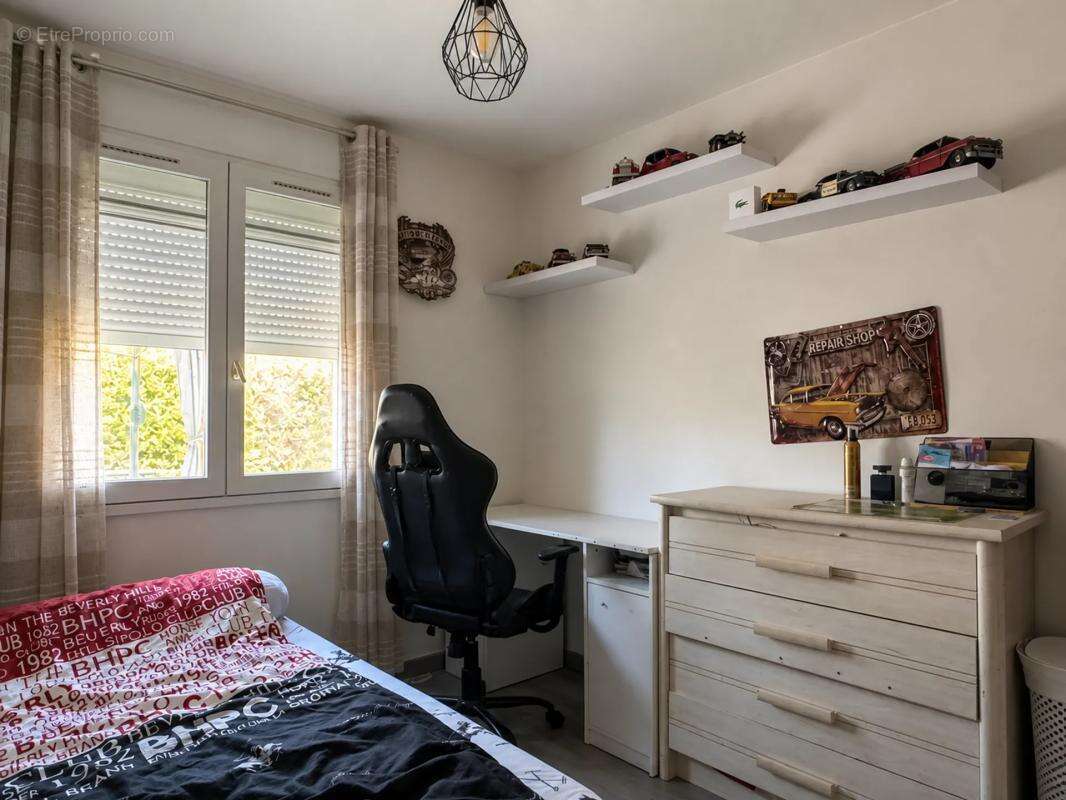 Maison de 7 pièces de 113 m² à Les Roches-de-Condrieu - photo 9