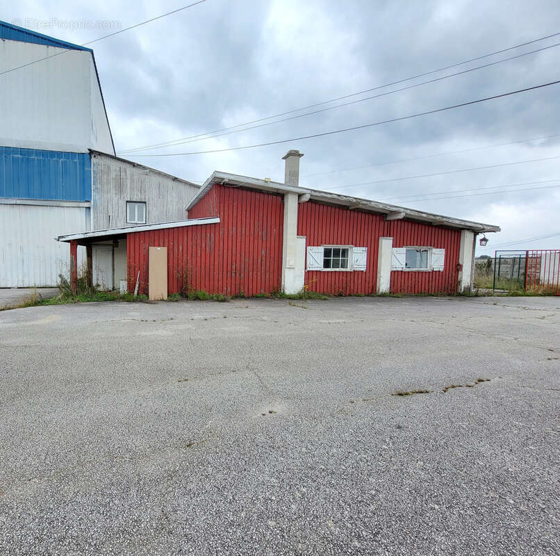 Local - 600 m2 - vincey - photo 2