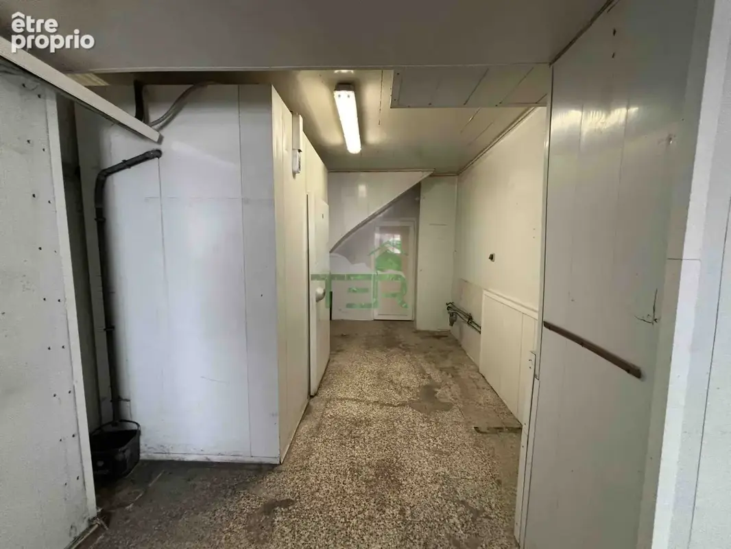 Appartement 216 m² à Beziers  - photo 4