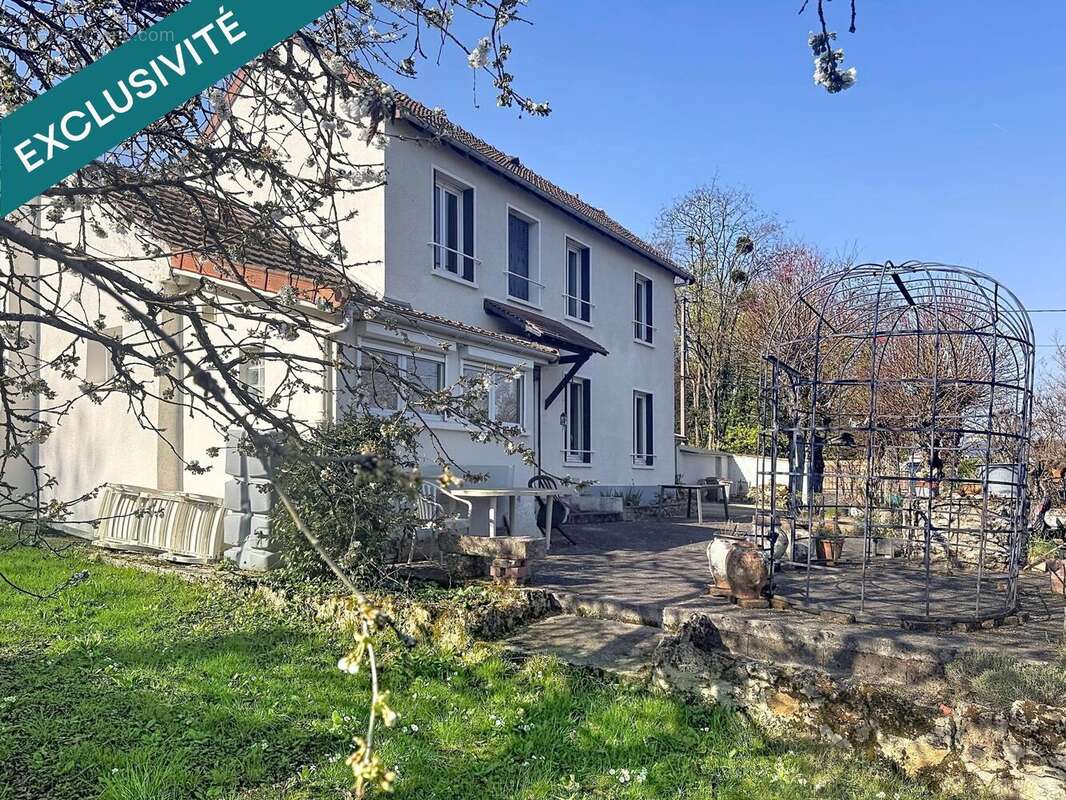 Photo 1 - Maison à RIS-ORANGIS