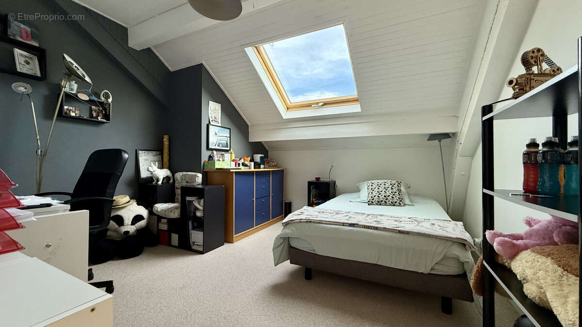 Maison à PREVESSIN-MOENS