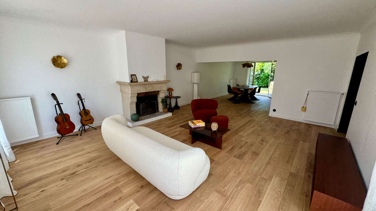 Maison à MONTMORENCY