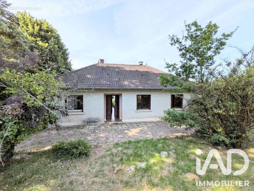 Photo 1 - Maison à COLLONGES-LA-ROUGE