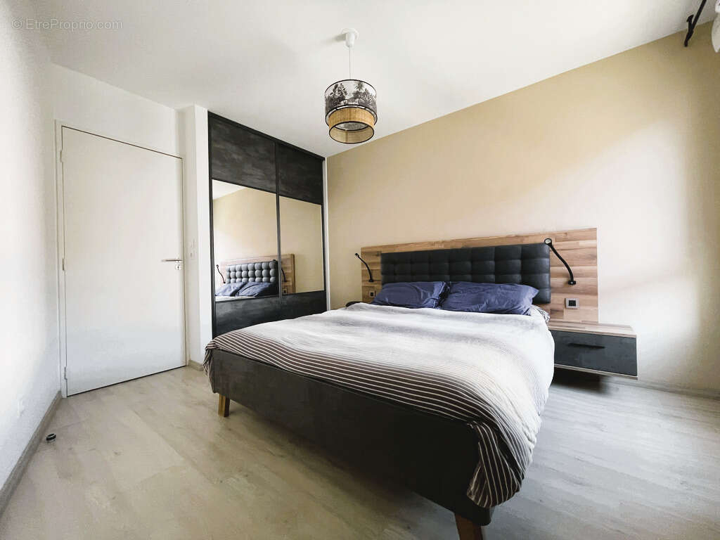 Appartement à DOMENE