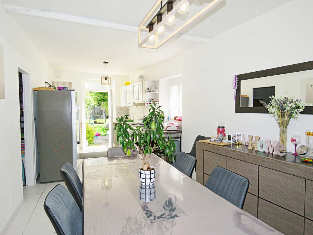 Maison à SAINT-GERMAIN-DES-PRES