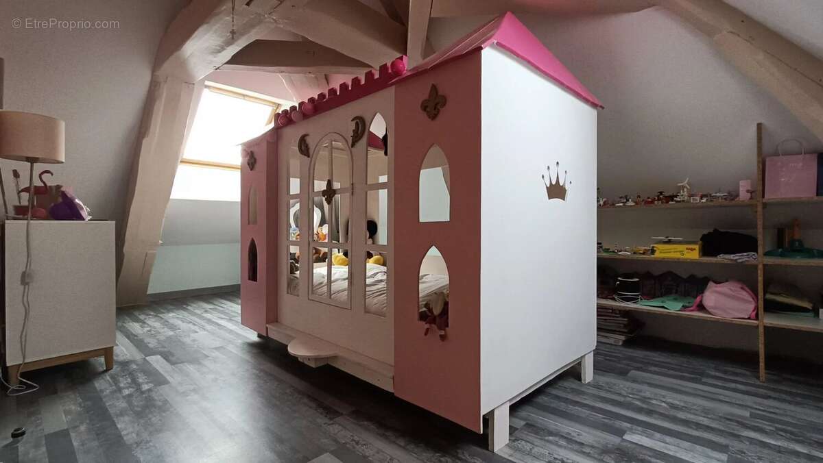 Maison à LE ROCHEREAU