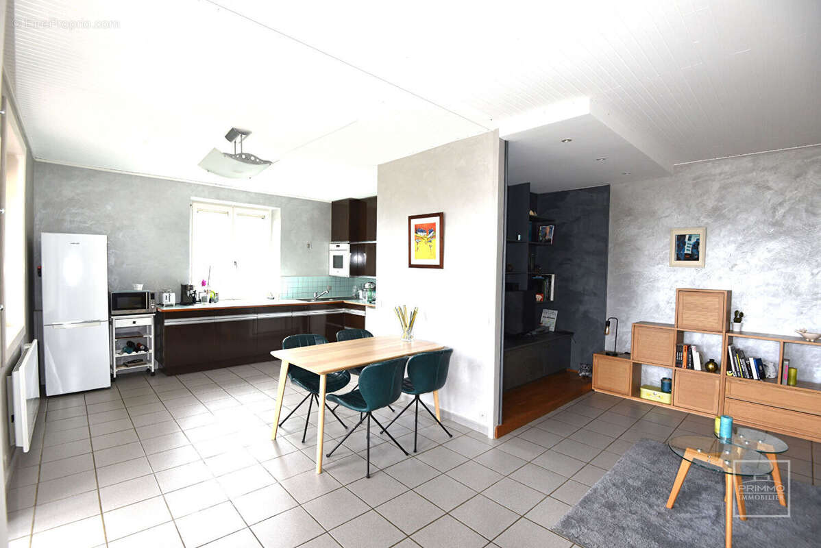 Appartement à SAINT-CYR-AU-MONT-D'OR