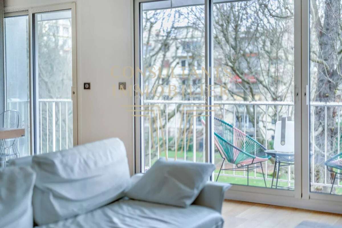 Appartement à NEUILLY-SUR-SEINE