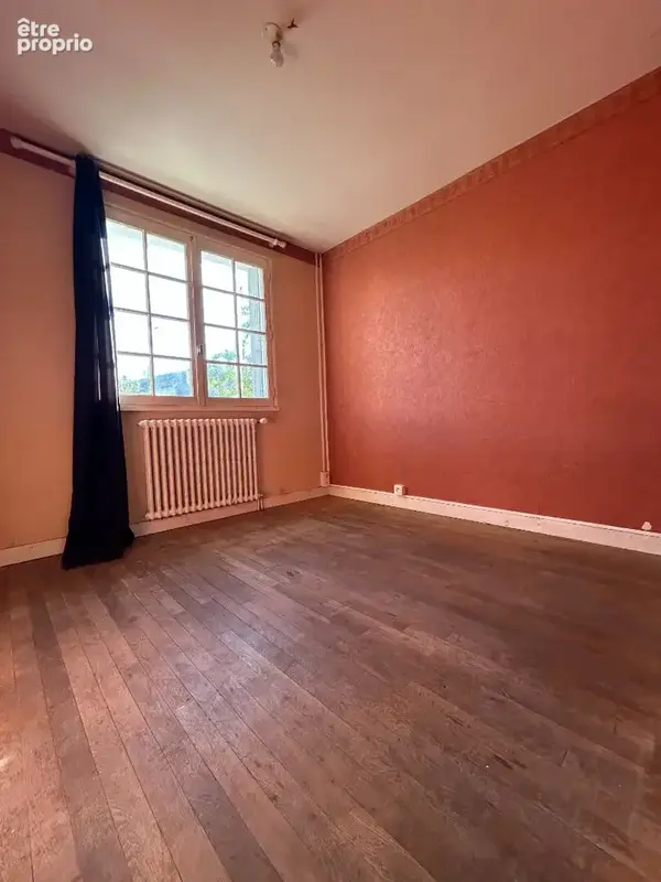 Maison de plain-pied - 3 chambres et 5 garages loués 350 - photo 5