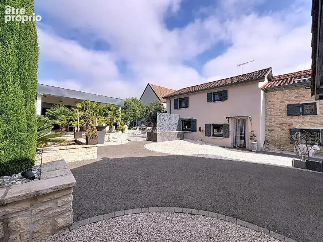 Maison 160 m² à Vire  - photo 2